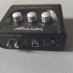 オーディオインターフェース、マイクケーブル、ギターシールド3点セットの画像