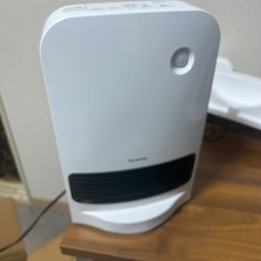 アイリス　センサーヒーター　　　セラミックファンヒーター