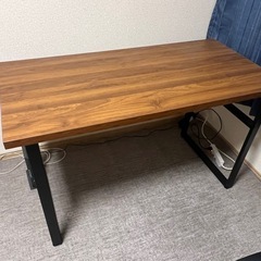 ニトリ　作業机　　TT001 テーブル　茶色　1人掛け　パソコンデスクの画像