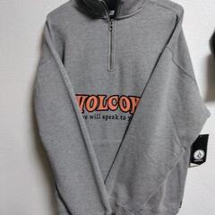 VOLCOM☆ﾊｰﾌｼﾞｯﾌﾟｽｳｪｯﾄｼｬﾂ☆新品