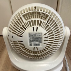 サーキュレーター 首振り アイリスオーヤマ 卓上扇風機の画像