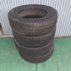 軽自動車　YOKOHAMA 145/70R12スタッドレスタイヤ4本