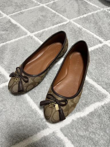 COACHパンプス