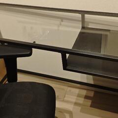 家具一式(デスク、パソコン椅子、キーボード、ライト)