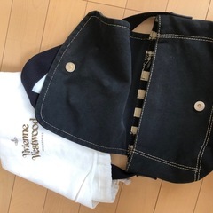 Vivienne Westwoodバッグの画像