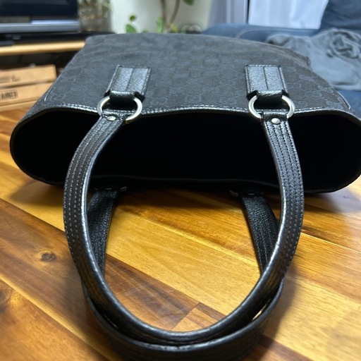 GUCCIバッグ
