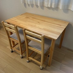 ダイニングテーブルセットの画像