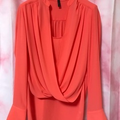 BCBGMAXAZRIA ブラウス