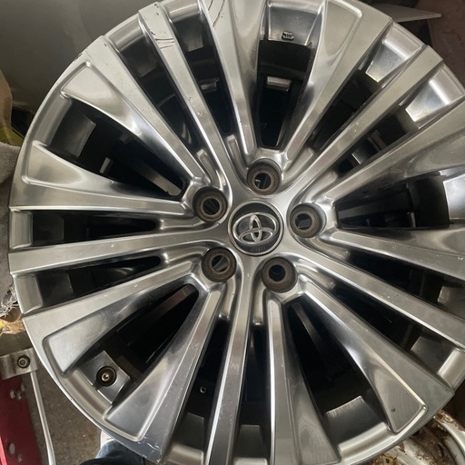 ハリヤー純正19インチ