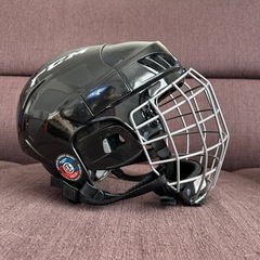アイスホッケー　ヘルメットの画像