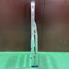 美品　新品★軽量　アルミ製　脚立　梯子の画像