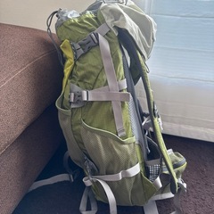 【取引中】deuter 大きいリュックの画像