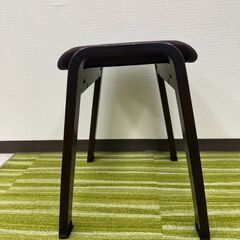 スツール　1脚の画像
