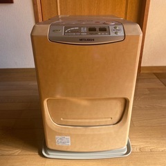 【大幅値下げ】MITSUBISHI 石油ファンヒーター KD-C...