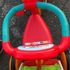 幼児用三輪車の画像