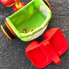 幼児用三輪車の画像