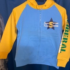 新品タグ付き　サイズ140cm 男の子　パーカー