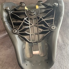 ハーレー　新車取り外し　美品　ハーレーダビットソン　純正　ローライダーs　シート　ソフテイル　ノーマルの画像