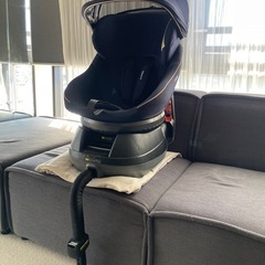 【取引中】Combi(コンビ) クルムーヴスマートLite エッグショック(シートベルト)　チャイルドシート　新生児〜4歳頃までの画像