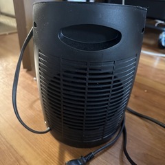 美品 ファンヒーターの画像