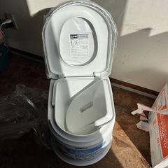 ポータブルトイレの画像