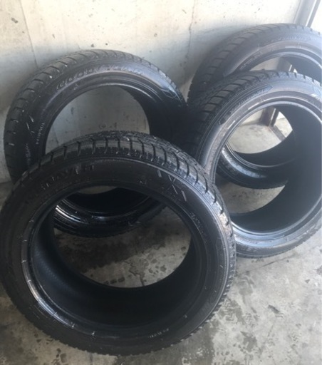 18インチ　スタッドレスタイヤ