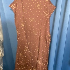 新品タグ付き　女の子　ワンピース　160cmの画像