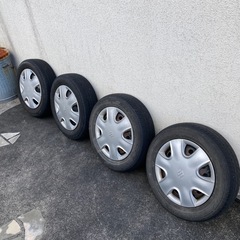 （取引き中）軽自動車用スタッドレスとノーマルタイヤ計8本の画像
