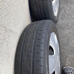 （取引き中）軽自動車用スタッドレスとノーマルタイヤ計8本の画像