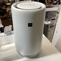 万代店　SHARP 空気清浄機　2022年