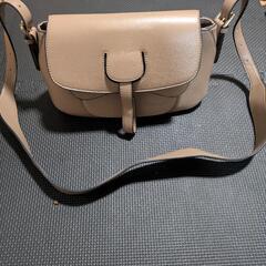 ショルダーバッグ