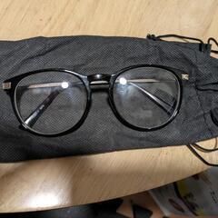 オシャレ伊達メガネ