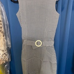 新品未着用　女の子　160cm ワンピース