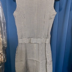 新品未着用　女の子　160cm ワンピースの画像