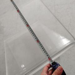 【業務用】アクリル 透明椅子 100キロ以上の方でも大丈夫ですの画像