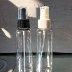 ①SPRAY BOTTLE 未使用の小型スプレーボトルの画像