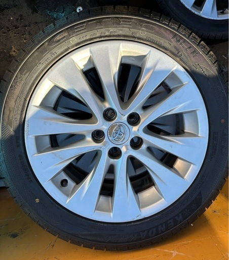(対応中)中古 冬用タイヤ＆ホイールセット235/50R18 