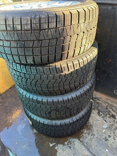 (対応中)中古 冬用タイヤ＆ホイールセット235/50R18 