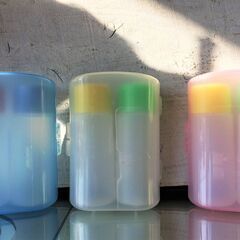 ➂Bottle Type、未使用のケース入り化粧ボトルの画像