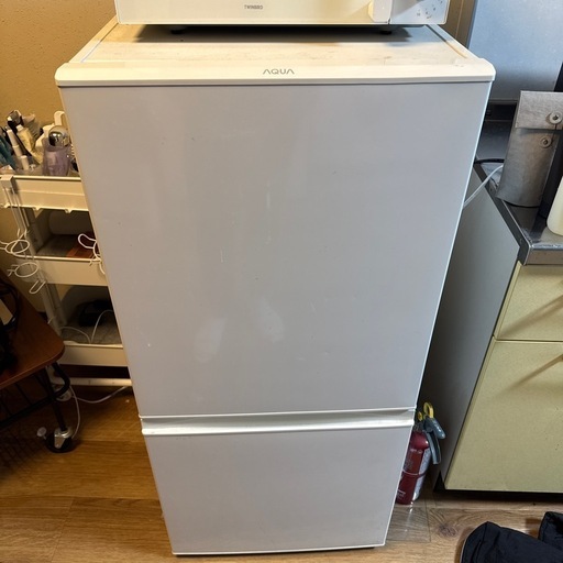 冷蔵庫 AQUA AQE-16F