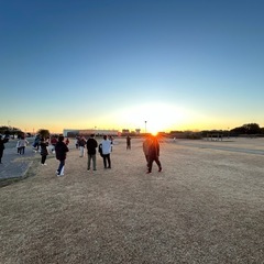 初日の出見にいきませんか？？