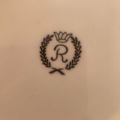 ライヒェンバッハ（reihen bach）花柄透かし・小物入れの画像