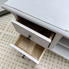 【ジモティー特別価格】ローボード テレビ台 シャビーシック レトロ アンティーク加工の画像