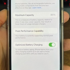 iPhone XS 64GB本体　バッテリー最大容量: 85% の画像