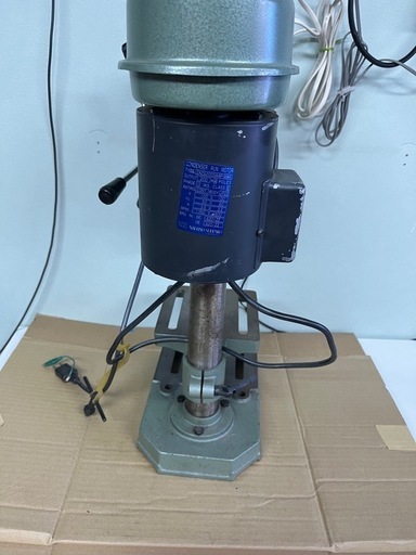 マキタ TB130 卓上ボール盤　電動　穴あけ 