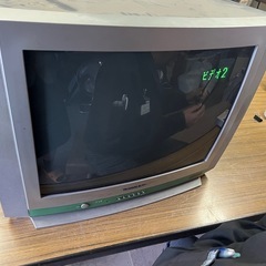 まだ使えます！　21型ブラウン管テレビ　21CL-HS3　日立リビングサプライの画像