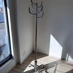 【本日最終】ポールハンガーラックの画像