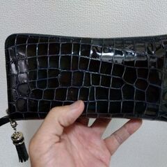 【スマート収納】コンパクトで機能的な長財布 ネイビー 21cm×10cm×2.5cm