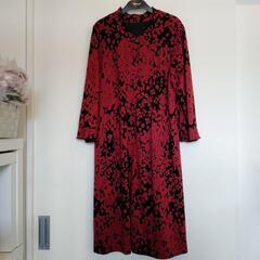 ワンピース　ストール付き　秋冬　赤　黒の画像