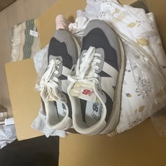 予約済み。レディース服の画像